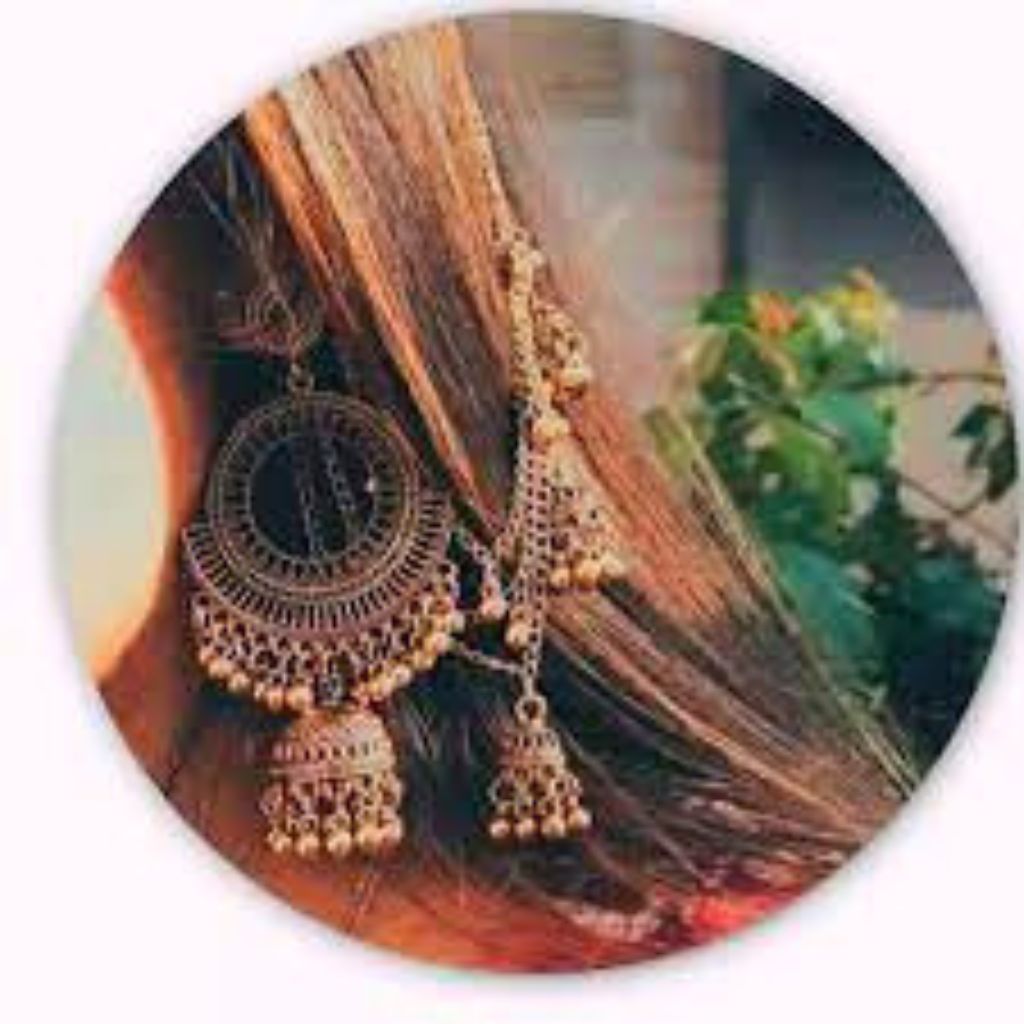 Best Quality half face earrings dp for whatsapp Images free