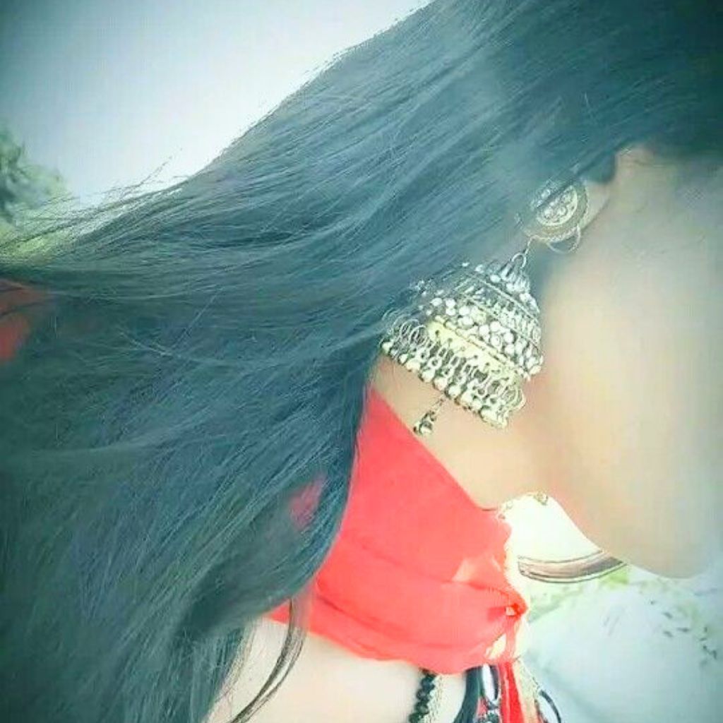 half face earrings dp for whatsapp Wallpaper Pic Images